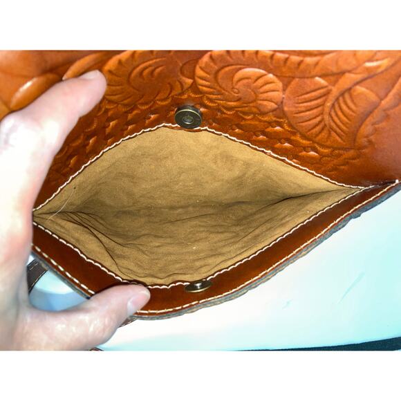 PATRICIA NASH SMALL EMBOSSED LEATHER CROSSBODY BAG - Picture 12 of 14